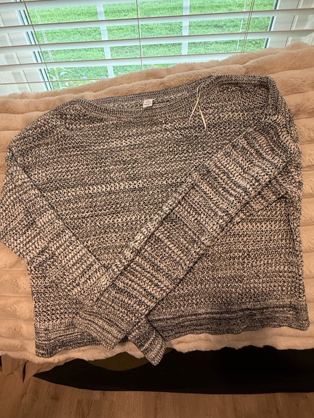 Old Navy Cozy Marled Blue and White Knit Women's Boatneck Sweater